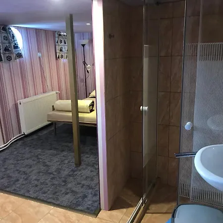 Kalozhajo Úszó hotel